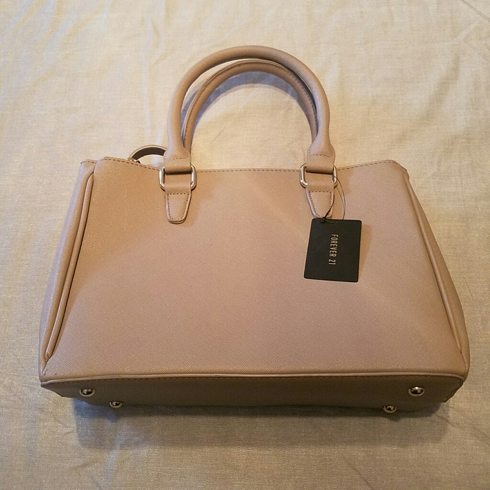 PRETTY BEIGE HANDBAG - Picture 2 of 6